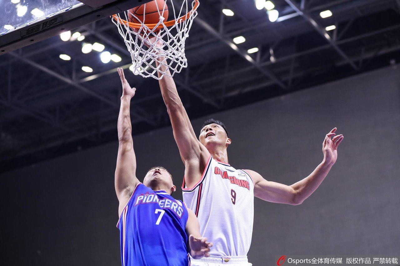 [流言板]手感冰涼！米切爾全場(chǎng)16投僅3中，得到11分6籃板4助攻