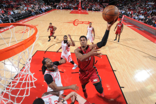 穿云箭??！帕奎塔遠(yuǎn)射世界波破門，西漢姆聯(lián)1