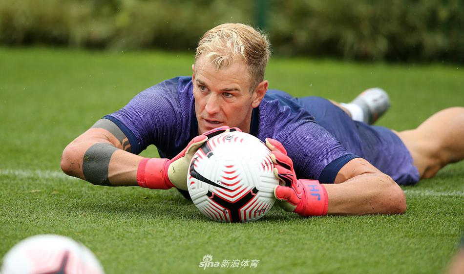 官方：阿森納為其青年隊簽下19歲的邊鋒史蒂文斯