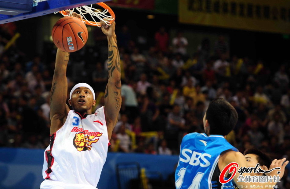 巴薩曬佩德里、卡索拉賽后交流視頻：兩位球場魔術(shù)師