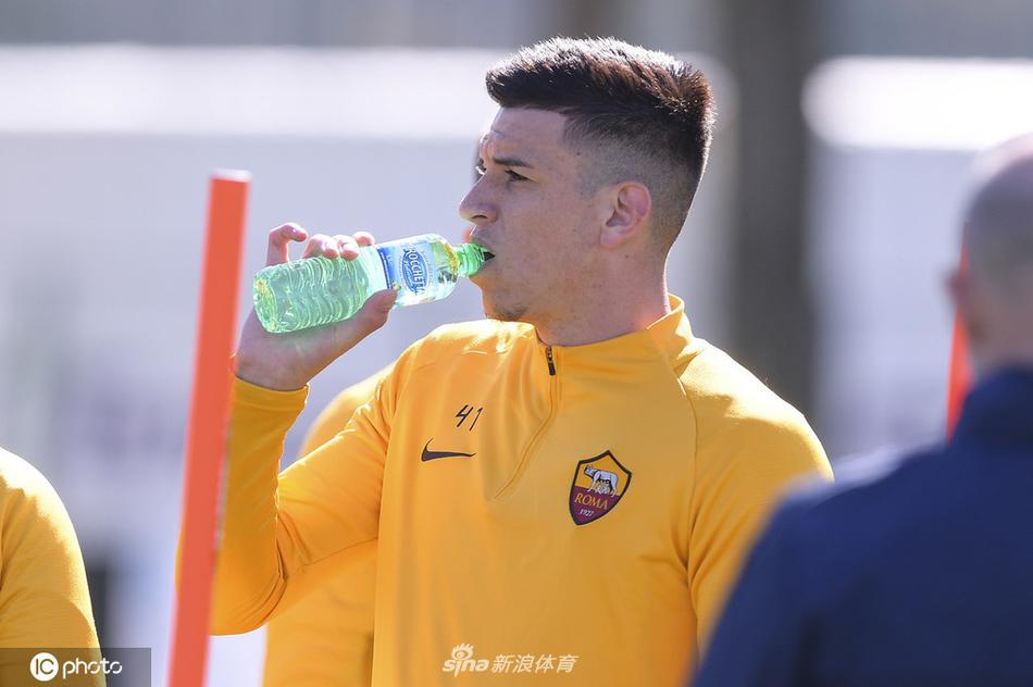 今夏超1.3億的合同都是提前續(xù)約 自由球員簽約最大的是里德1.25億