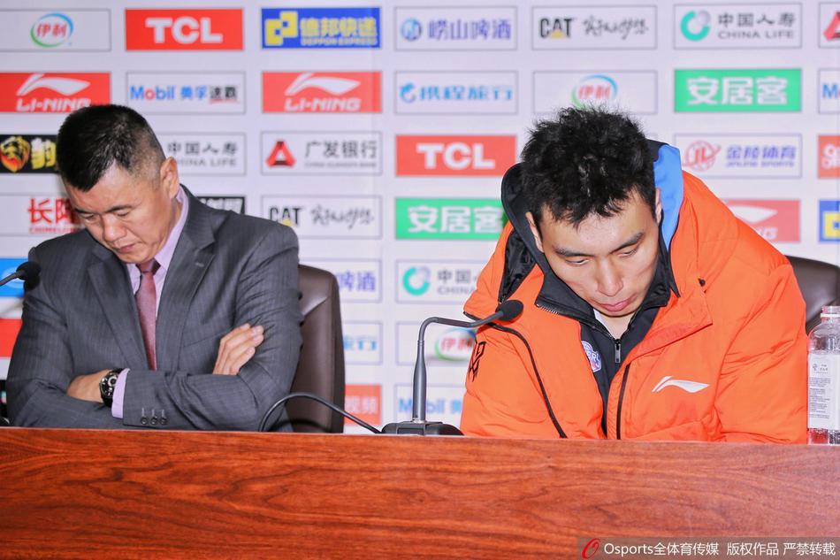 查爾莫斯：保羅需要打替補 你不能首發(fā)保羅&哈登&比爾&小卡啊