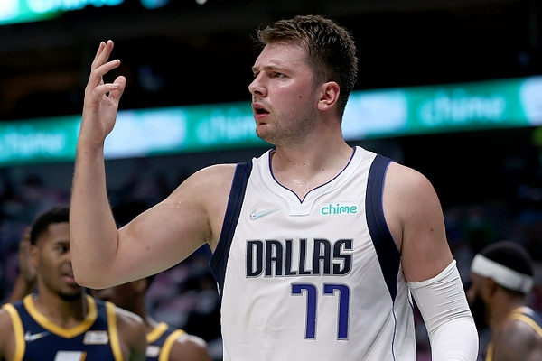 法爾克：維拉引進馬倫交易敲定，轉(zhuǎn)會費總額3000萬歐元木子                                                                2025-01
