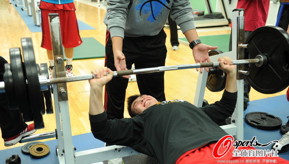 2025年09月29日 18:05:50懂球帝                 在今天凌晨進行的意甲第5輪比賽中，米蘭主場2-1擊敗那不勒斯，賽后，普利希奇當(dāng)選米蘭隊內(nèi)本場比賽最佳球員。 本場比賽，普
