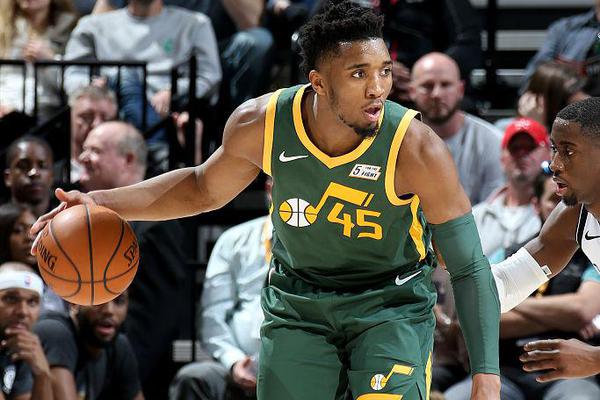 東亞足聯(lián)U15錦標(biāo)賽12月在中國舉辦共10隊參加，足協(xié)征集承辦地