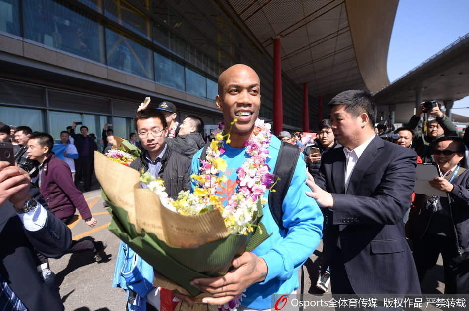 楊毅舊言論：霍華德排不進(jìn)歷史中鋒前十 大帝&約基奇都比他強(qiáng)