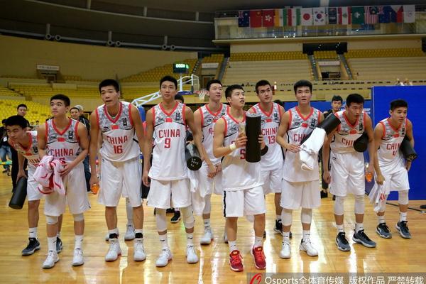 記者：除非努諾主動(dòng)辭職，否則他仍將率隊(duì)和水晶宮交手