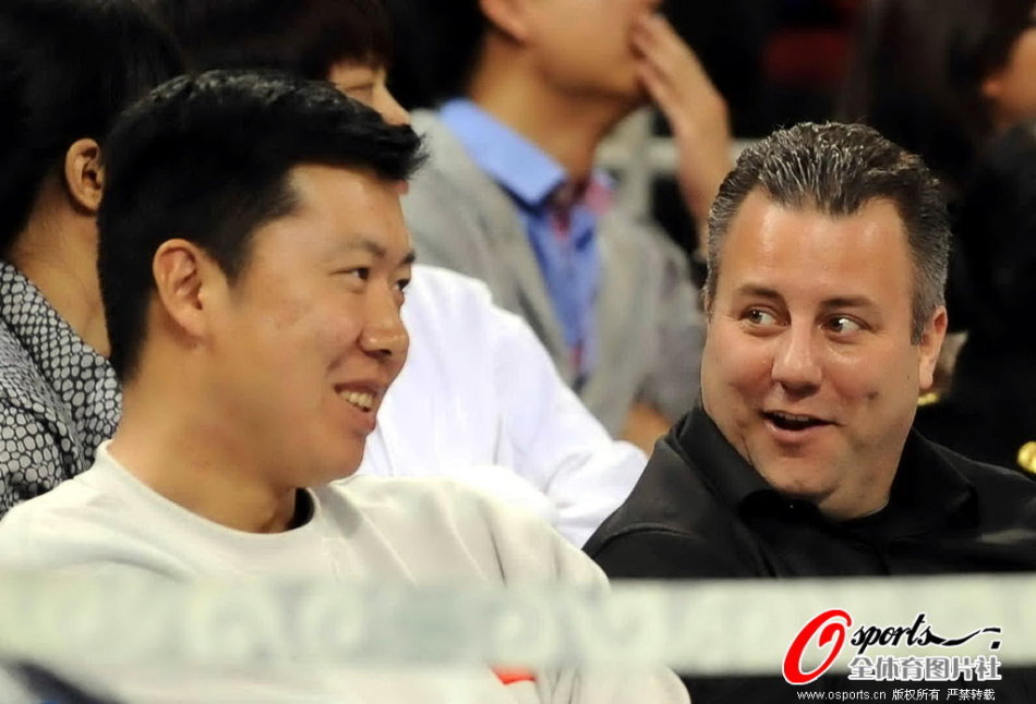 希望無礙！費爾明離開球場時仍身體不適